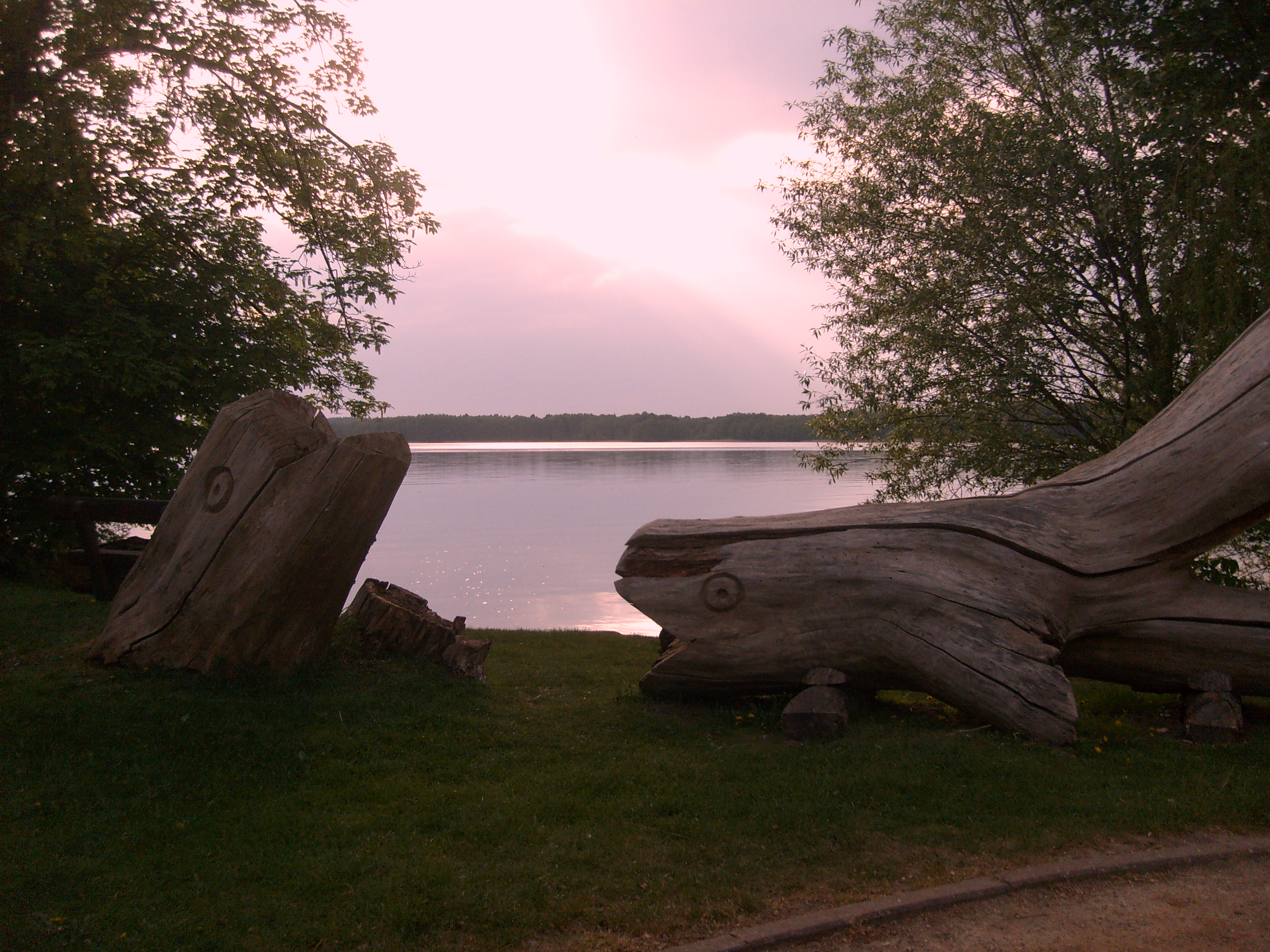 Sonnenuntergang an der Uferpromenade